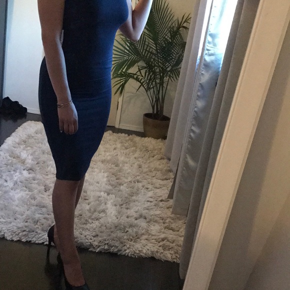 Dress - Picture 5 of 5